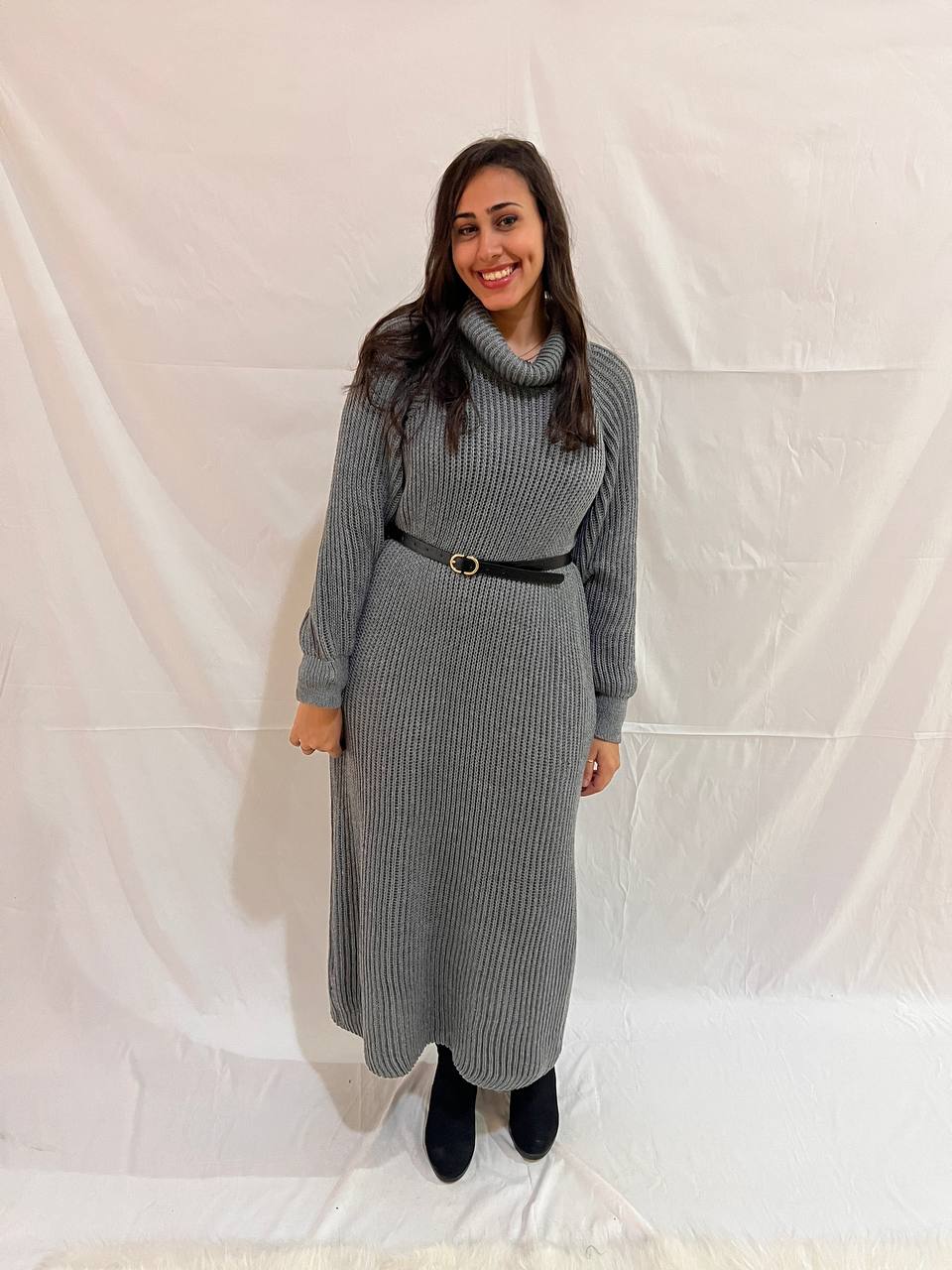 Turtle neck knitted dress