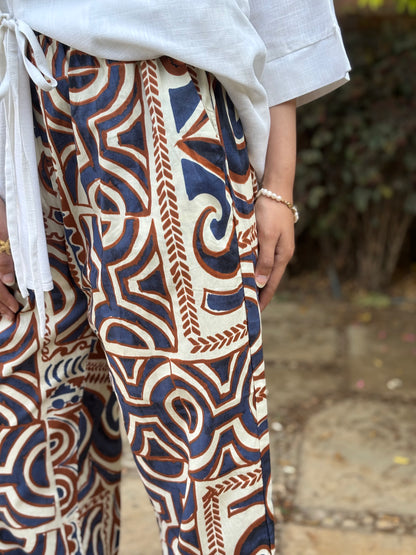Geometric Wide leg Pants
