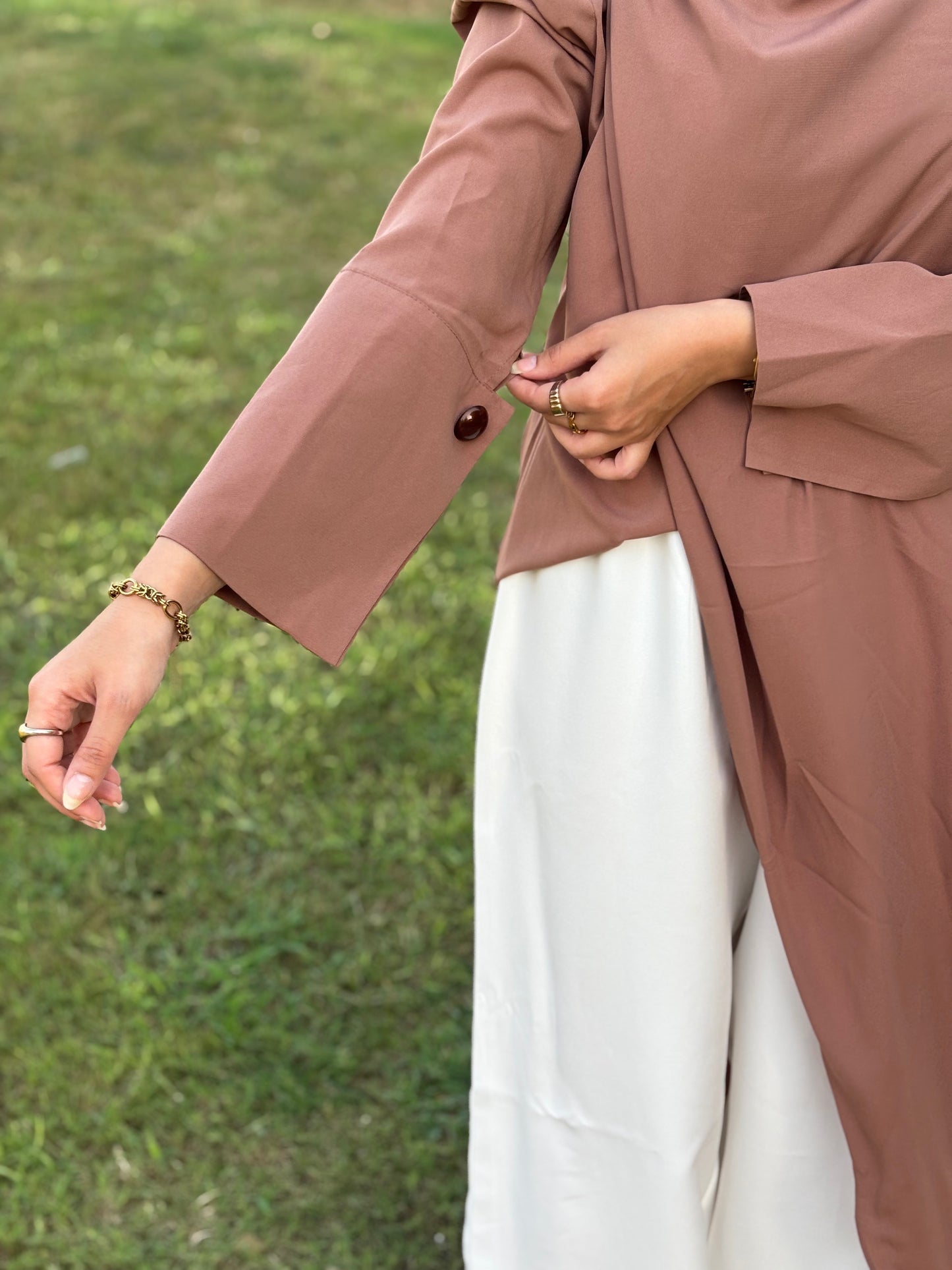 Mocha Mousse Top